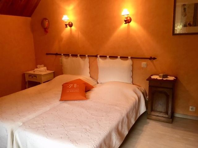 Chambre D'Hote La Pastourelle Saint-Lormel エクステリア 写真